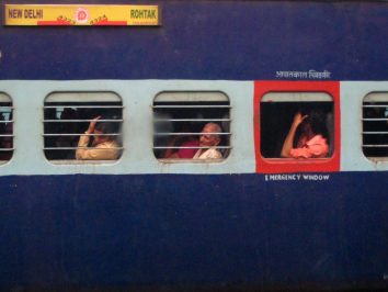Como viajar en tren por la india para sobrevivir