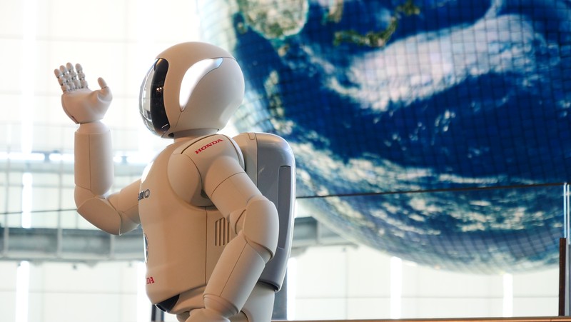 ASIMO, el robot humanoide en el Museo Nacional de Ciencias Emergentes e Innovación - Miraikan.
