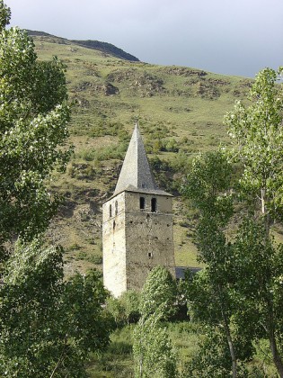 Campanar de la iglesia de Sant Julian en el Val d'Aran
