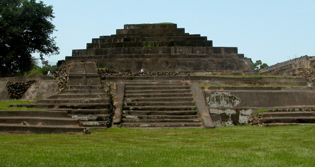 Como ver las ruinas del tazumal y su historia en el Salvador