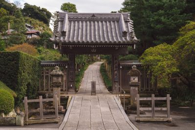 Excursión de un día a Kamakura: santuarios, templos y comida callejera.