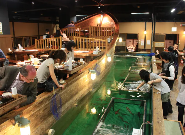 Los Restaurantes Más Extraños de Japón Que Debes Visitar
