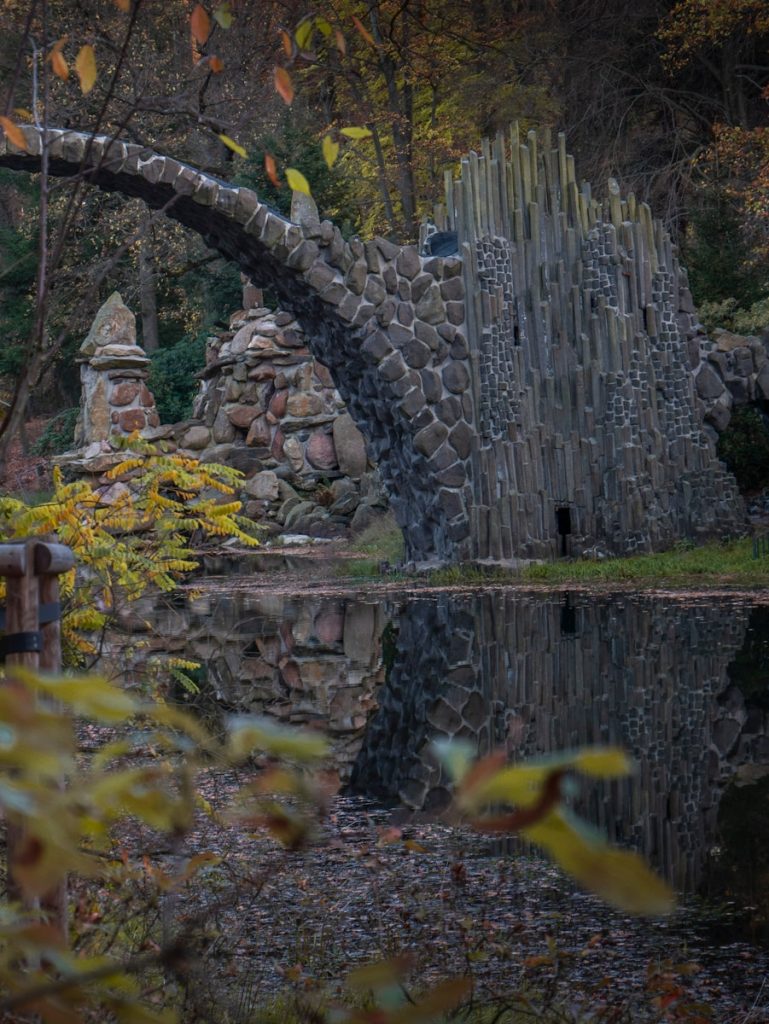 Rakotzbrücke: El Puente del Diablo en Kromlau, Alemania